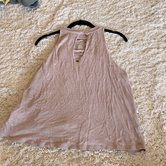 Woman’s tank - Picture 2 of 2